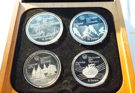 2 x 10 + 2 x 5 dollars Montreal 1976